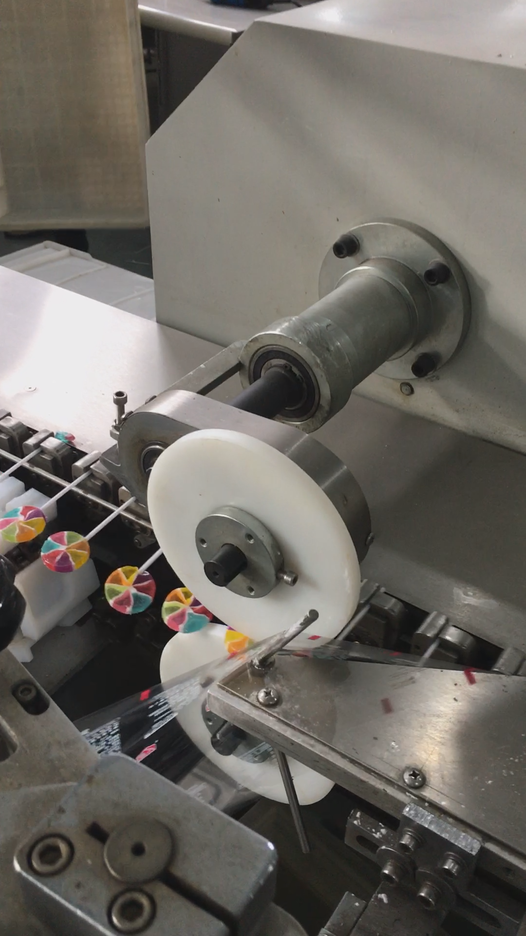 CYYB-260 Irregular-shaped Lollipop Packaging Machine